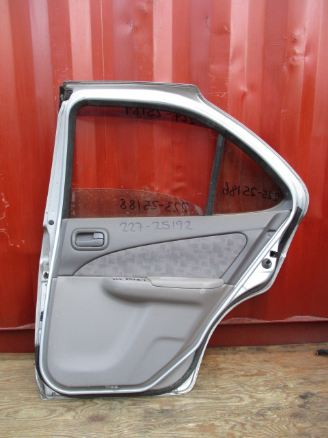 Used Nissan Sunny WINDOW SWITCH REAR RIGHT